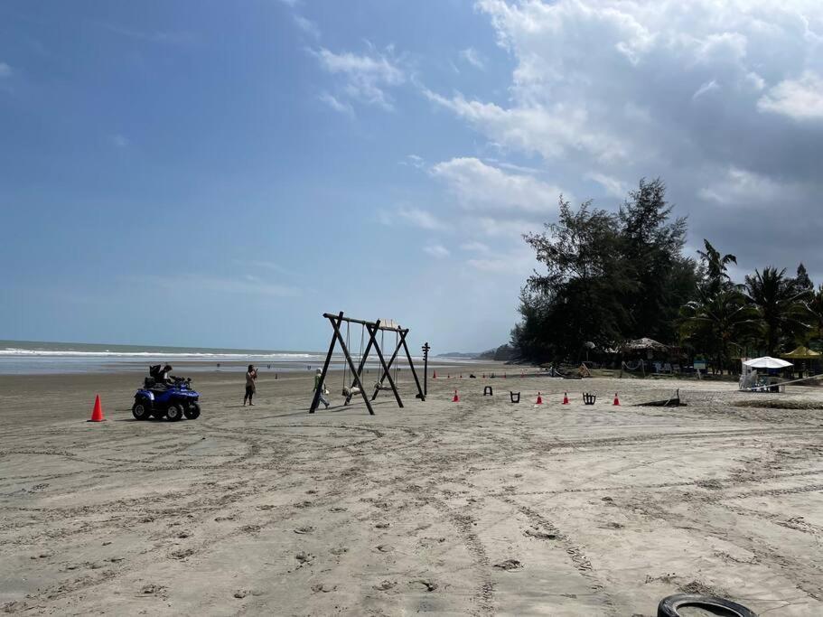 Kuantan Getaway Waterpark And Beach Екстер'єр фото